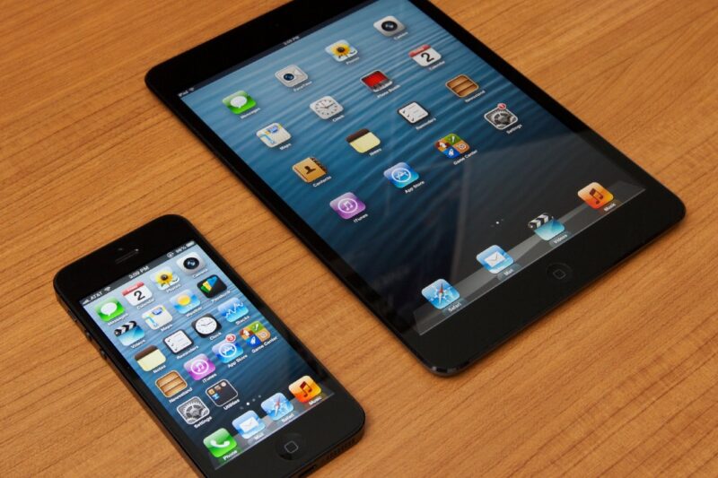 Phablets popular during 2015 holiday season