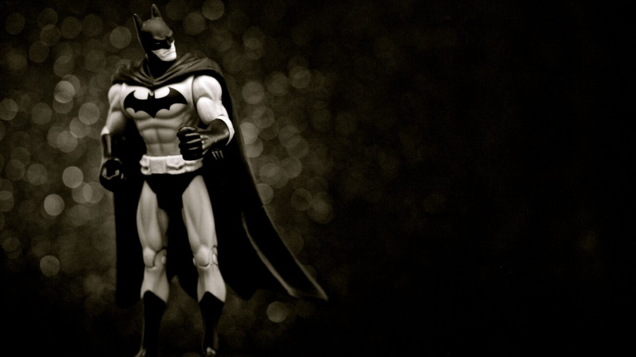 Batman Black and White statue