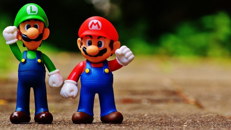 Mario and Luigi figures