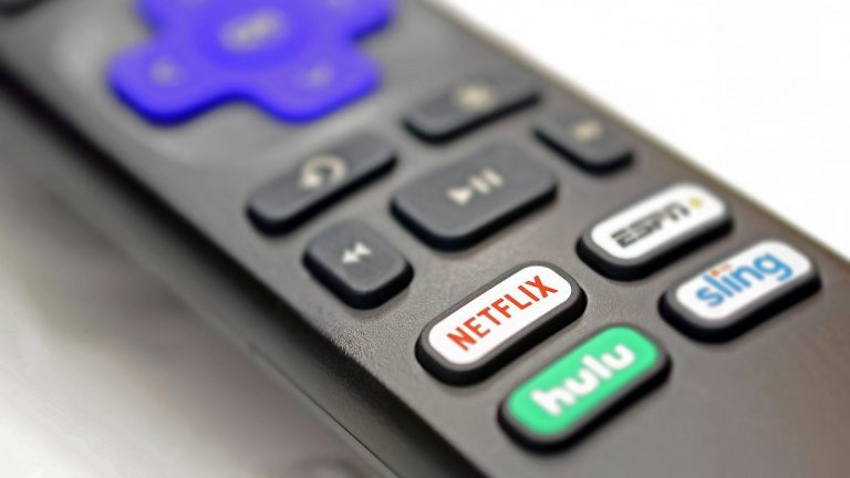 Roku remote with Netflix and Hulu buttons