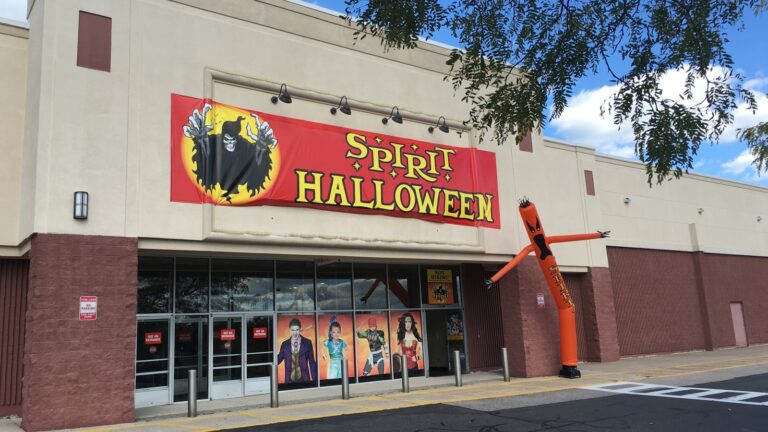 Spirit Halloween store