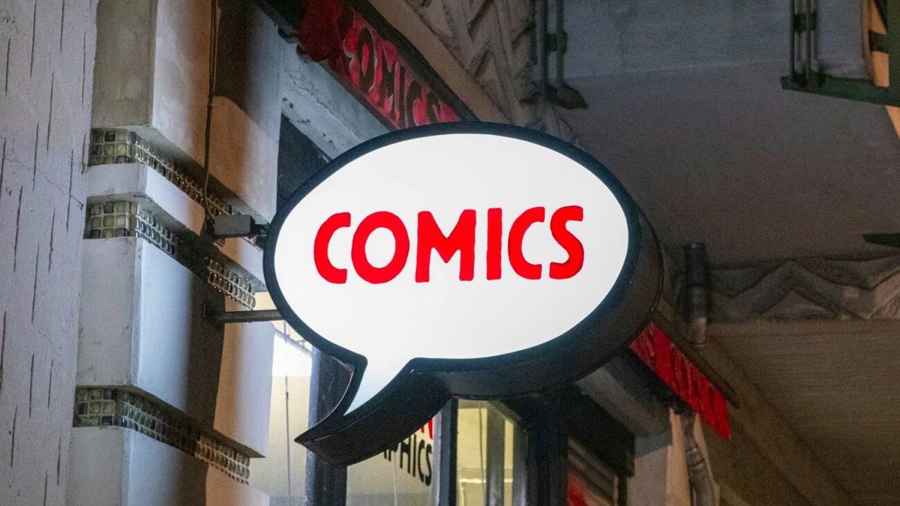 Comic word balloon sign